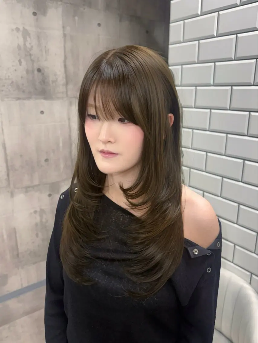 ロング カット ヘアカラー トリートメント ayano /レイヤー/艶カラーのヘアスタイル