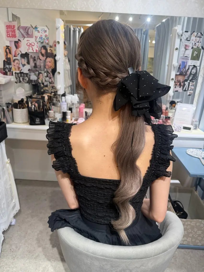 ロング ヘアアレンジ ココシャル miranoのヘアスタイル
