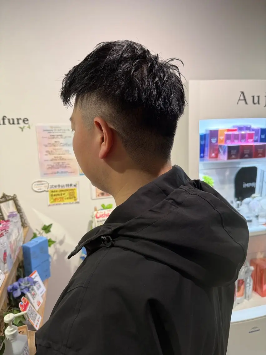 ショート メンズ アップバング カット 🦋メンズカット/パ ーマモデル紀輔🦋‪のヘアスタイル