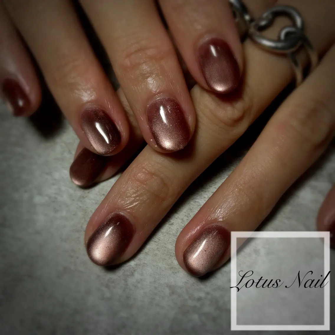 ネイル マグネットネイル Lotus Nailのネイルデザイン
