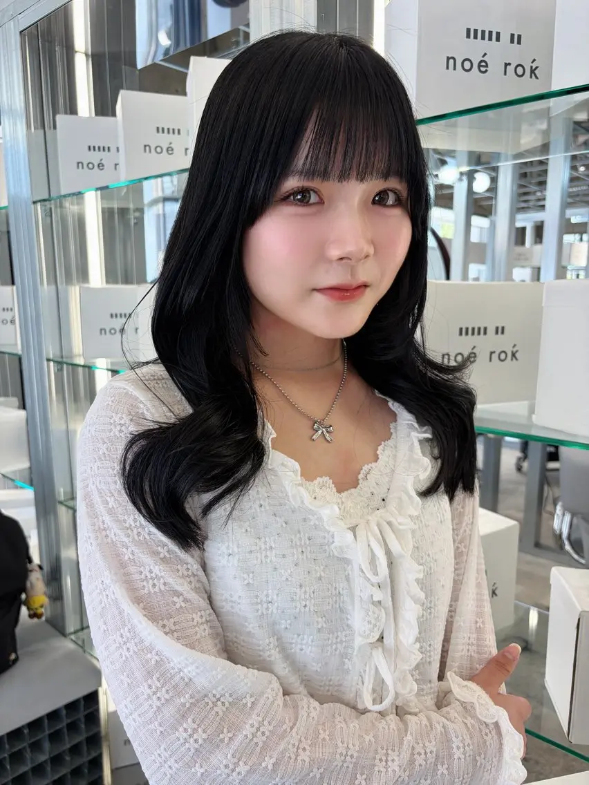 セミロング カット ヘアカラー トリートメント レイヤーカット🪽 Natsuki🤍のヘアスタイル