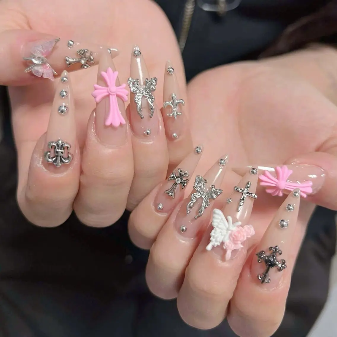 ネイル アートネイル ボルドー フレンチネイル ジェルネイル 氷ネイル・うるうるネイル ハンドネイル Julie Nail Rinのネイルデザイン