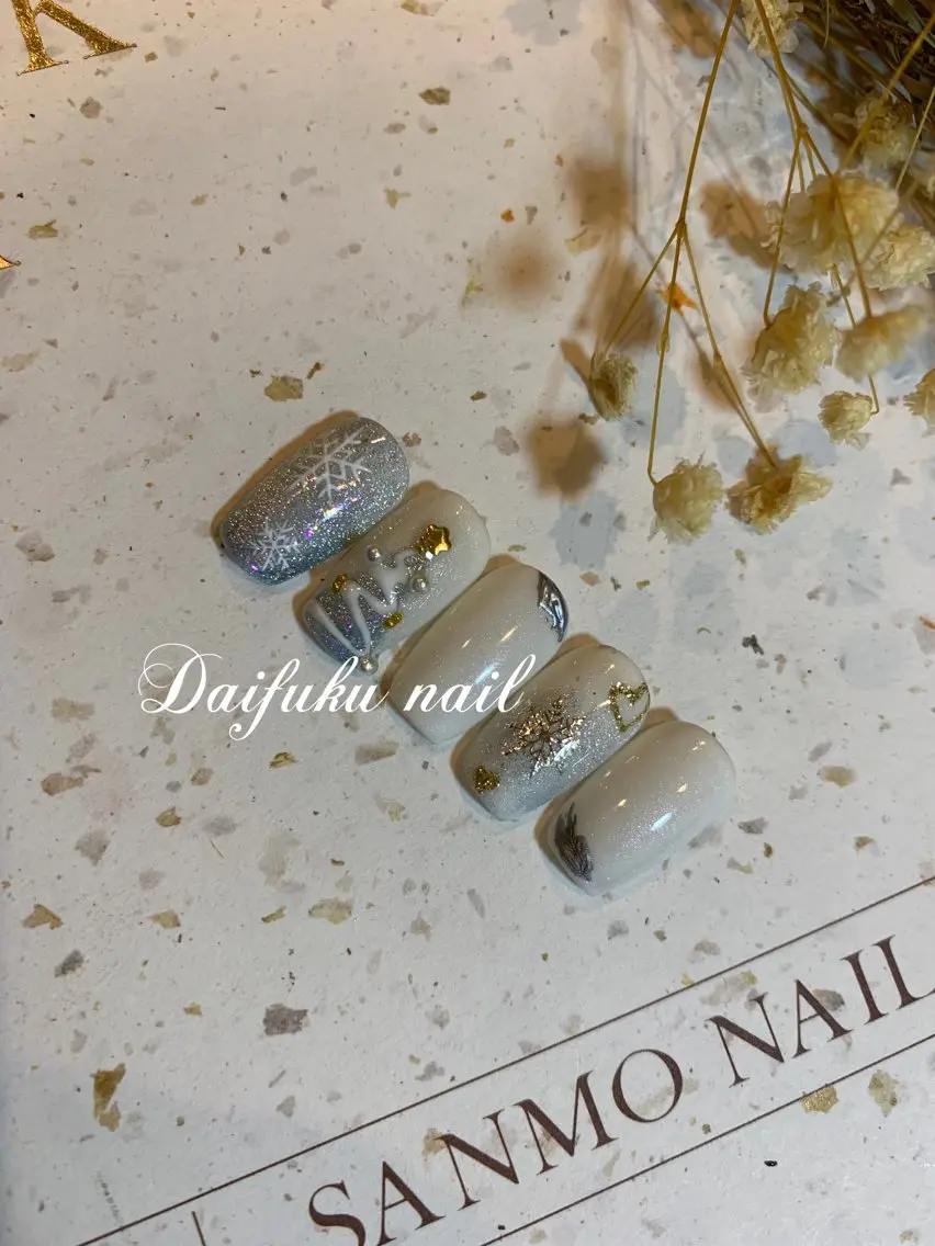 ミディアム Daifuku nailsのネイルデザイン