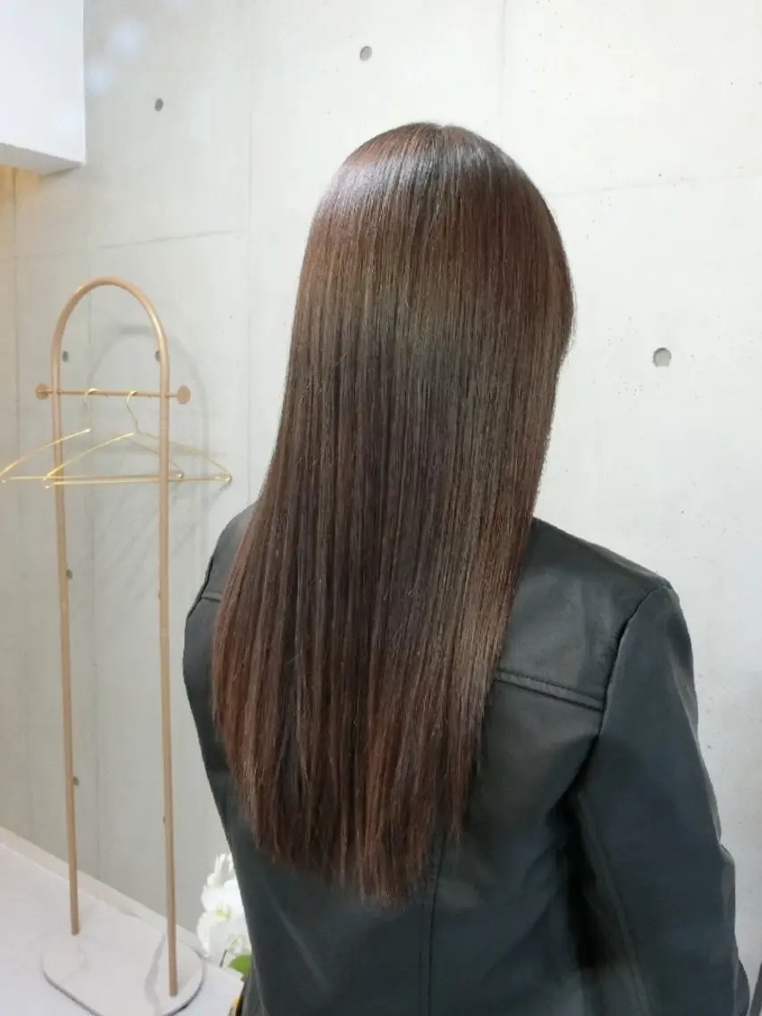 カラー ベージュカラー フォギーベージュ メッシュ nao 艶カラー・髪質改善のヘアスタイル