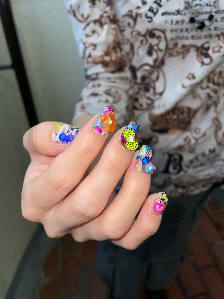ネイル ハンドネイル ハンドケア lao nailsのネイルデザイン