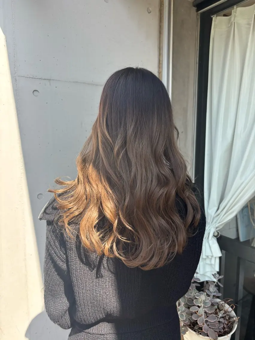 ロング 宇留間 涼香のヘアスタイル