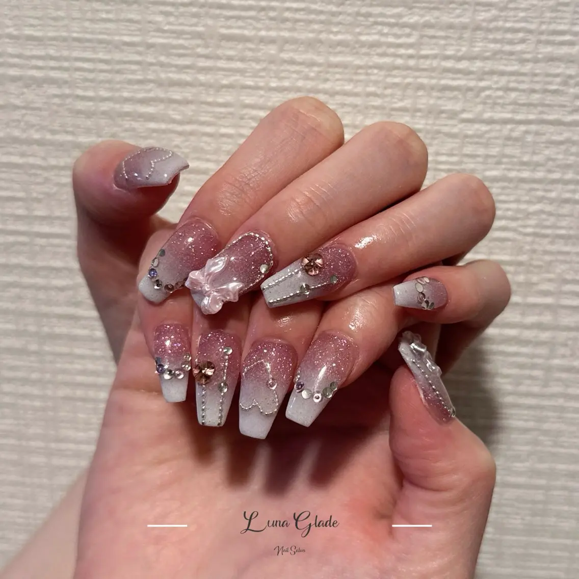 ネイル ハンドネイル Luna Gladeのネイルデザイン