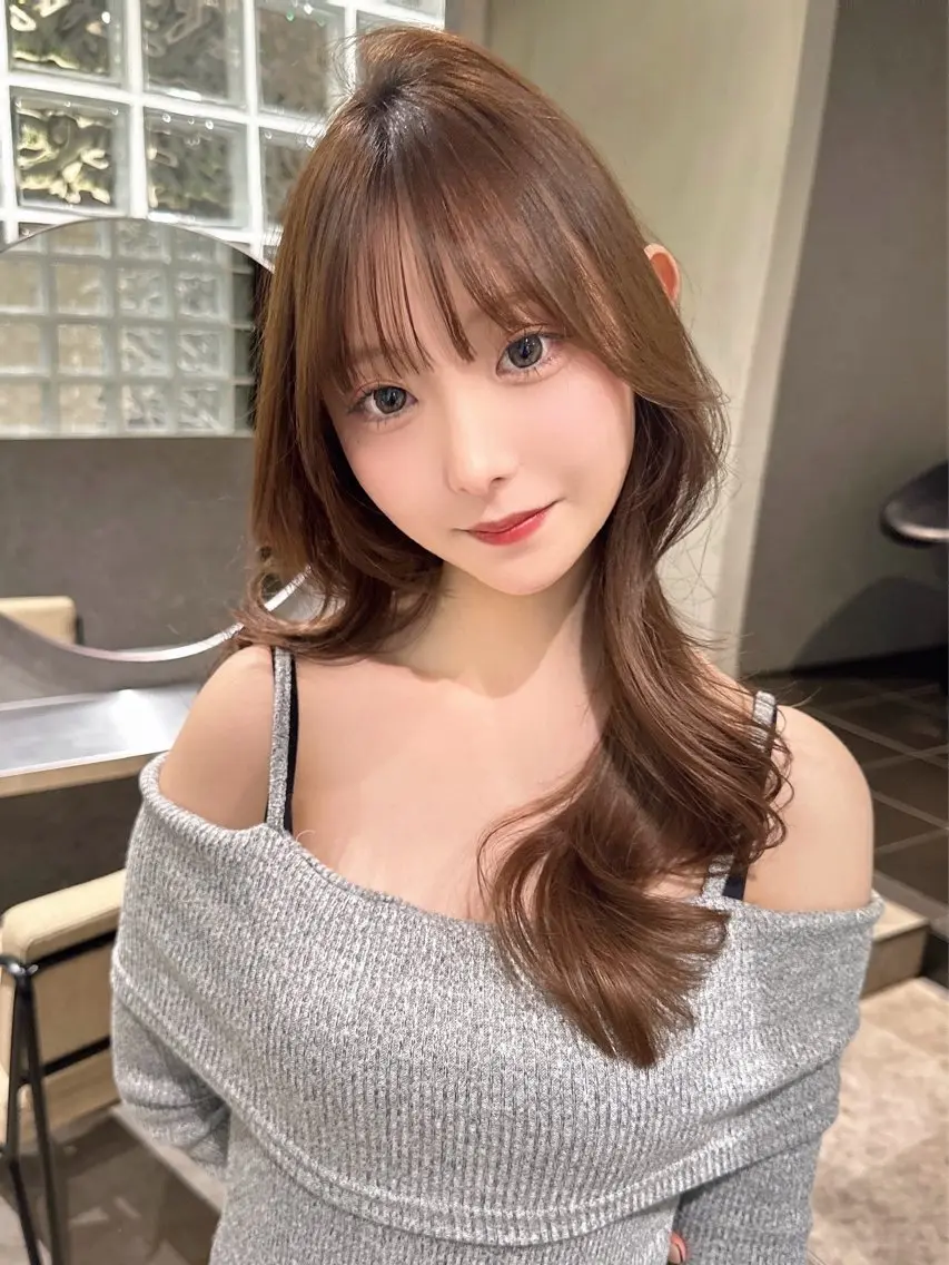 ロング カラー ヘアカラー トリートメント 荻野 峻輔/レイヤー /ハッシュ/透明感のヘアスタイル
