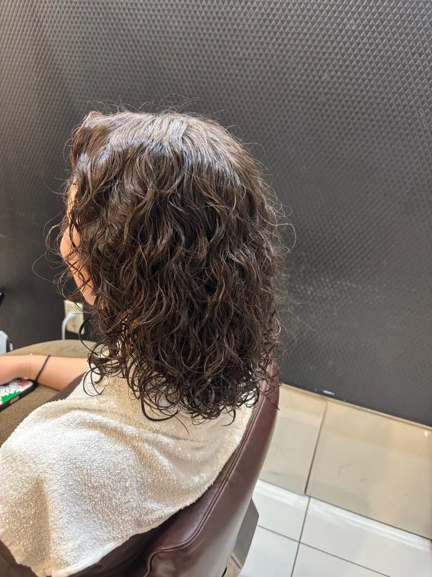 ミディアム パーマ ミディアムパーマ 河辺 璃久のヘアスタイル