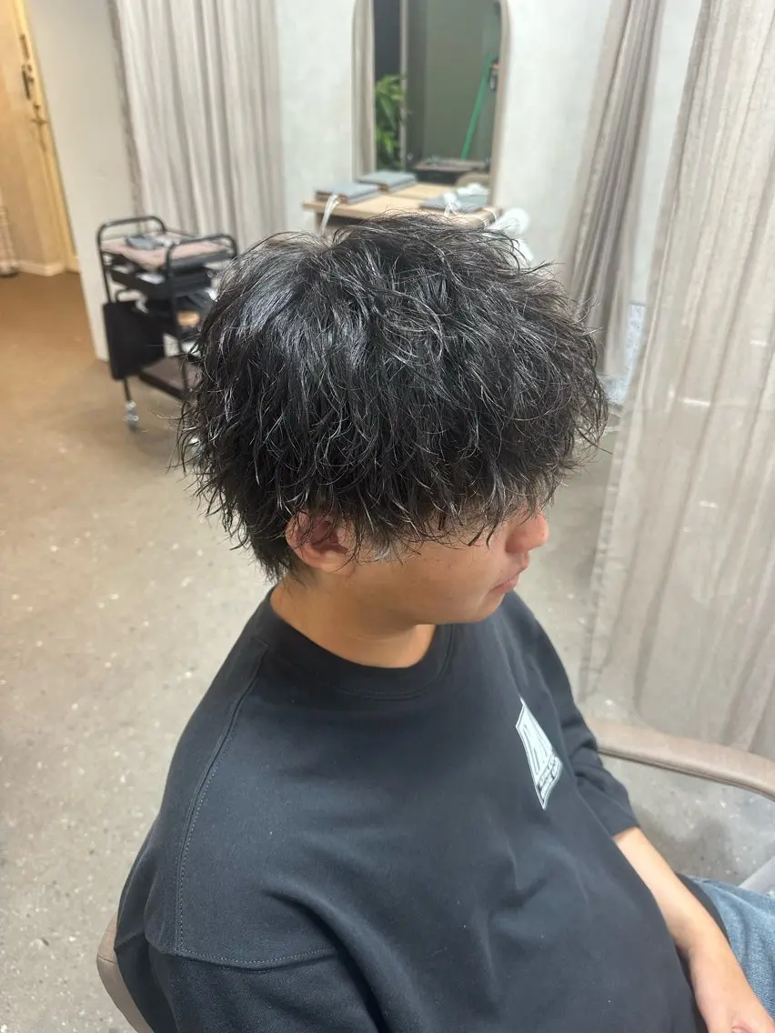 パーマ メンズ TELA HAIR 副代表RIKUのヘアスタイル