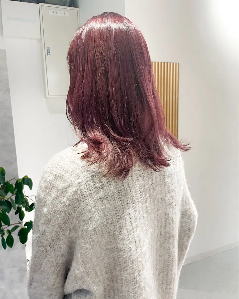 セミロング カラー ピンクカラー ヘアカラー ダブルカラー,透け カラーHINARIのヘアスタイル