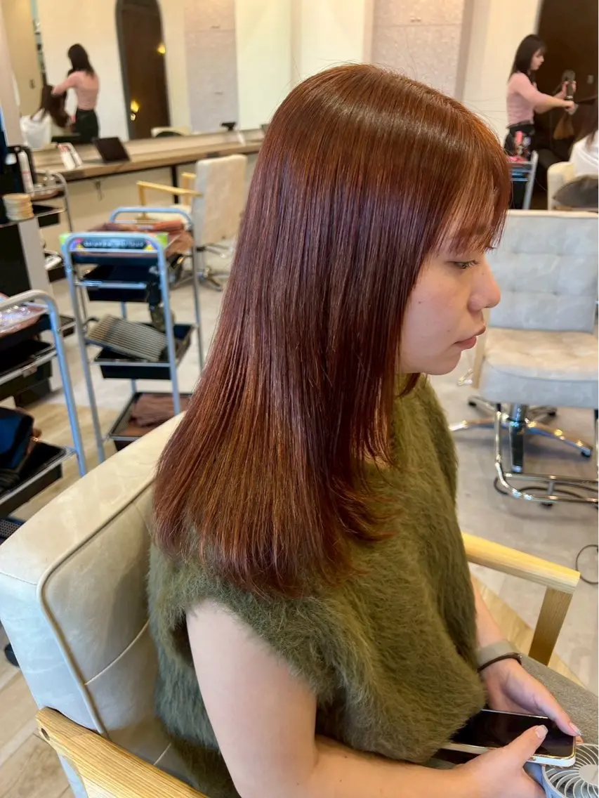 ロング カラー ブラウンカラー オレンジ オレンジブラウン レイヤー✂︎ぷつボブ 艶カラー🤍noaのヘアスタイル