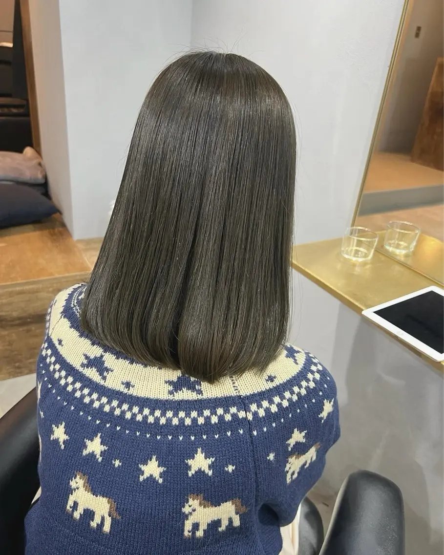 セミロング カラー ベージュカラー オリーブベージュ カット ヘアカラー トリートメント akane/ボブ /ブラウンベージュのヘアスタイル