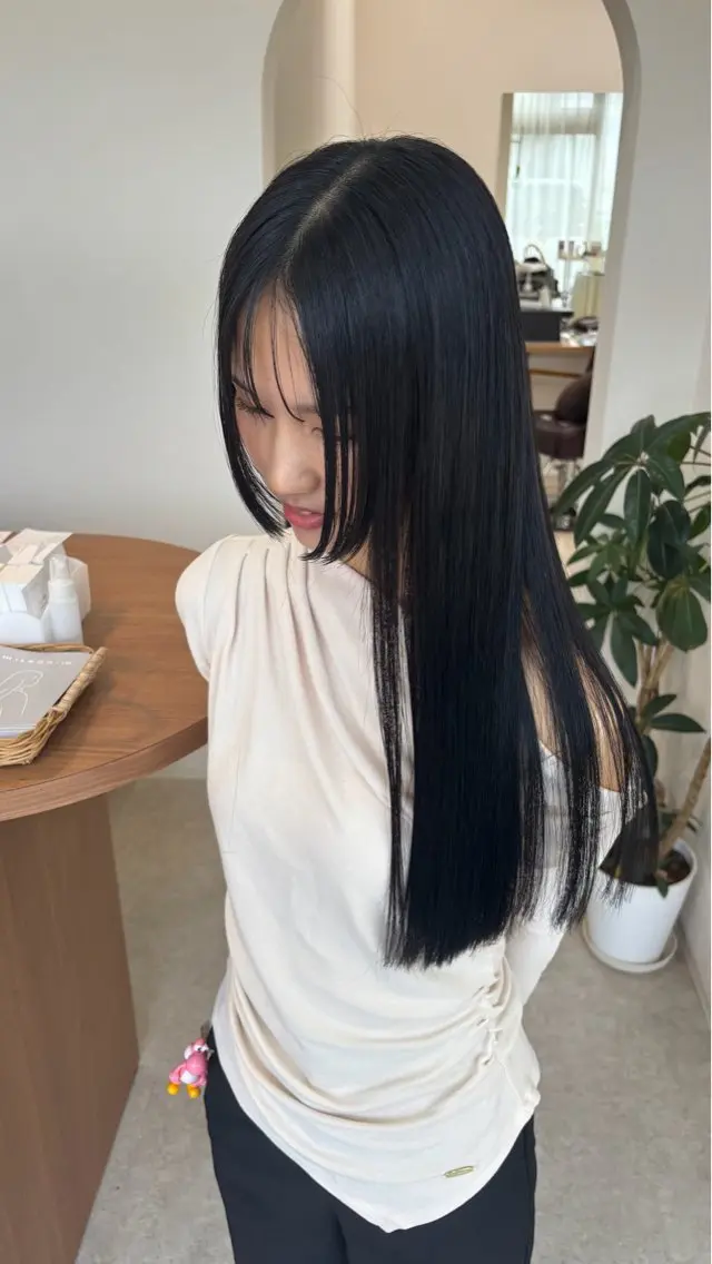 ロング ヘアアレンジ カット ヘアカラー トリートメント 能勢 莉里花のヘアスタイル