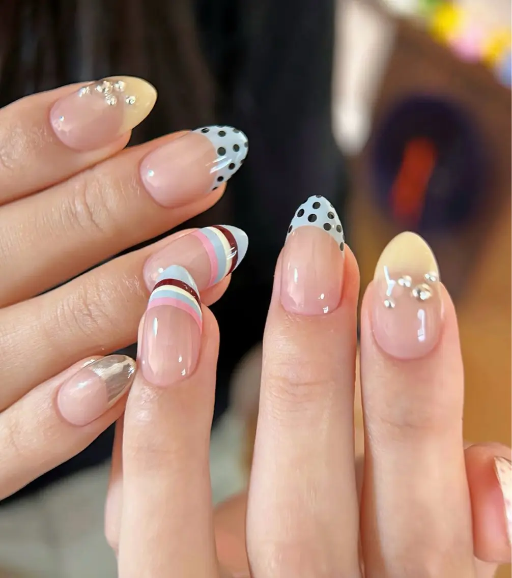 ネイル ハンドネイル Aura nail 🍐💫のネイルデザイン