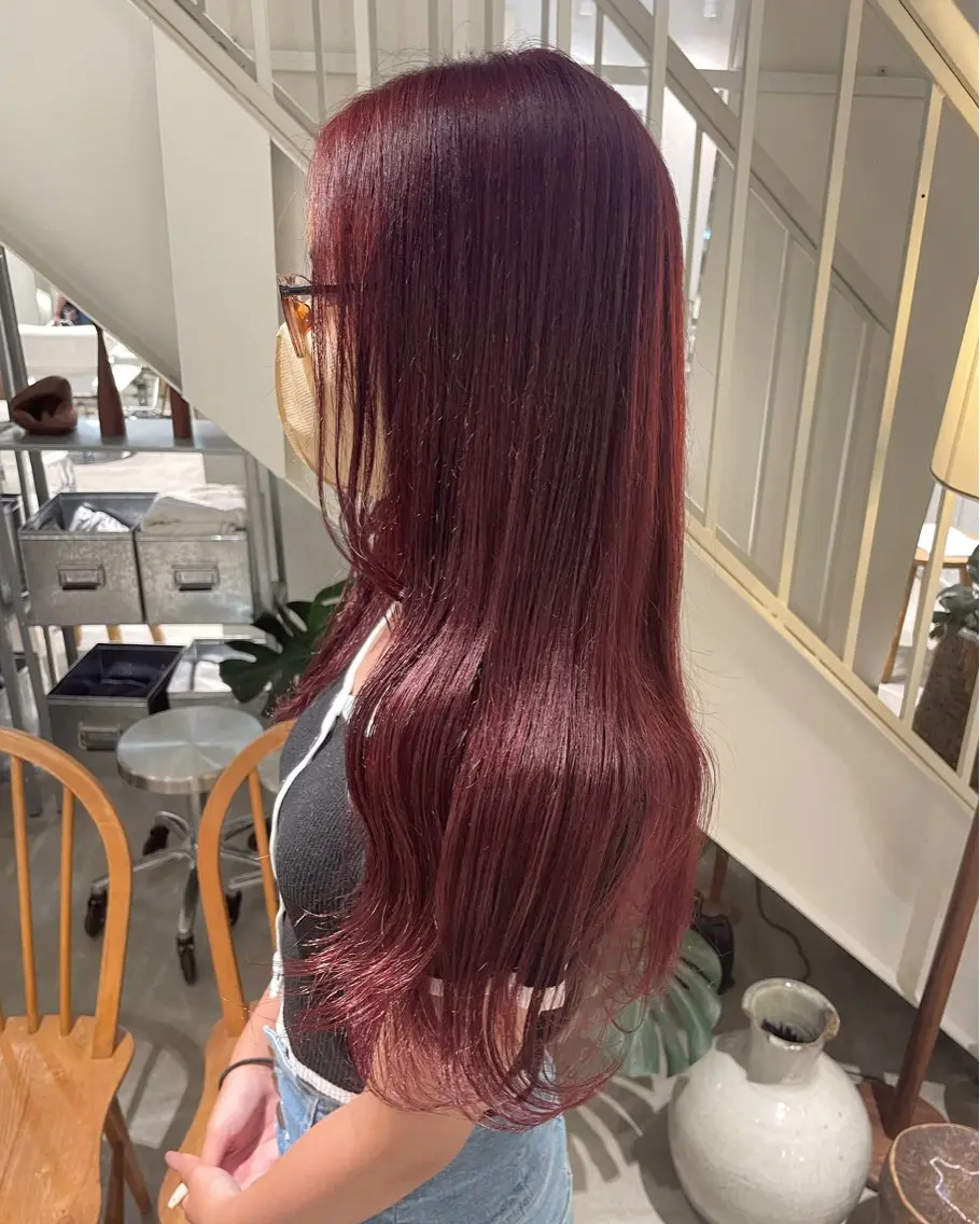 ロング カラー レッドカラー 安西 香利奈のヘアスタイル