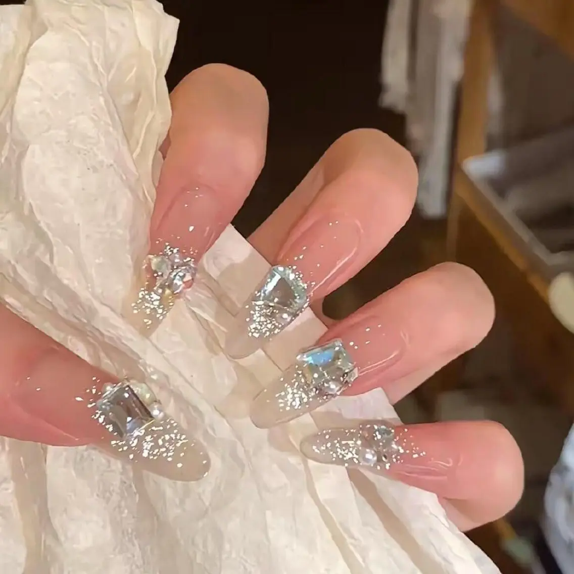 ネイル アートネイル 長さ出し ジェルネイル 韓国ネイル 持ち込み kana nailのネイルデザイン