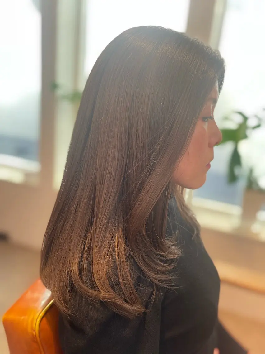 ロング 顔周りカット レイヤーカット TRAM mikuのヘアスタイル