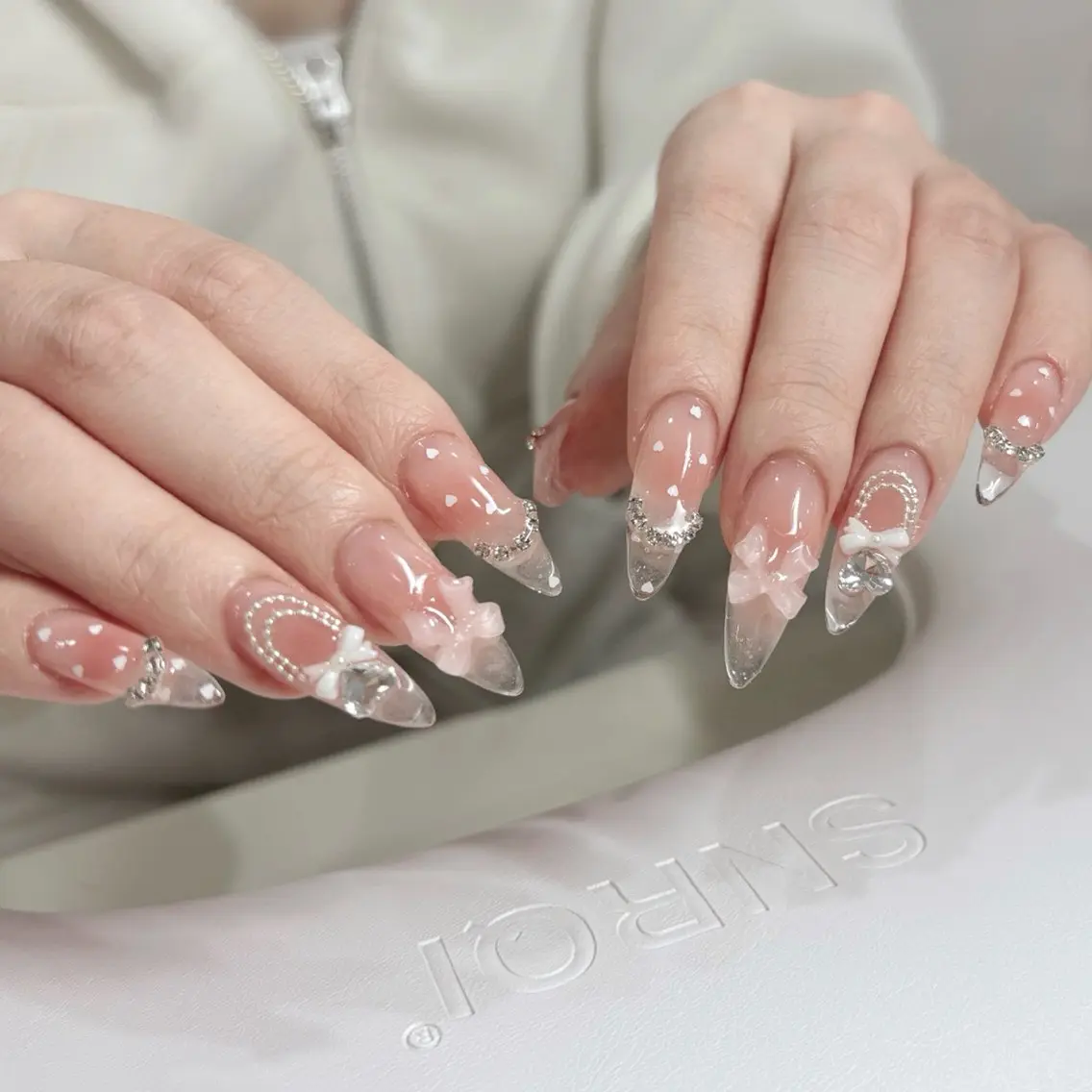 ネイル アートネイル チークネイル クリアネイル ハンドネイル FLY Nail Salonのネイルデザイン