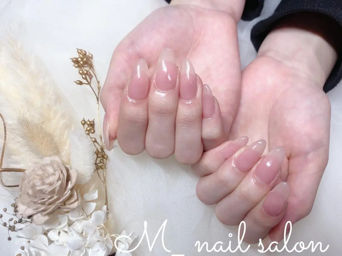 ネイル シンプルネイル M_ nail salonのネイルデザイン