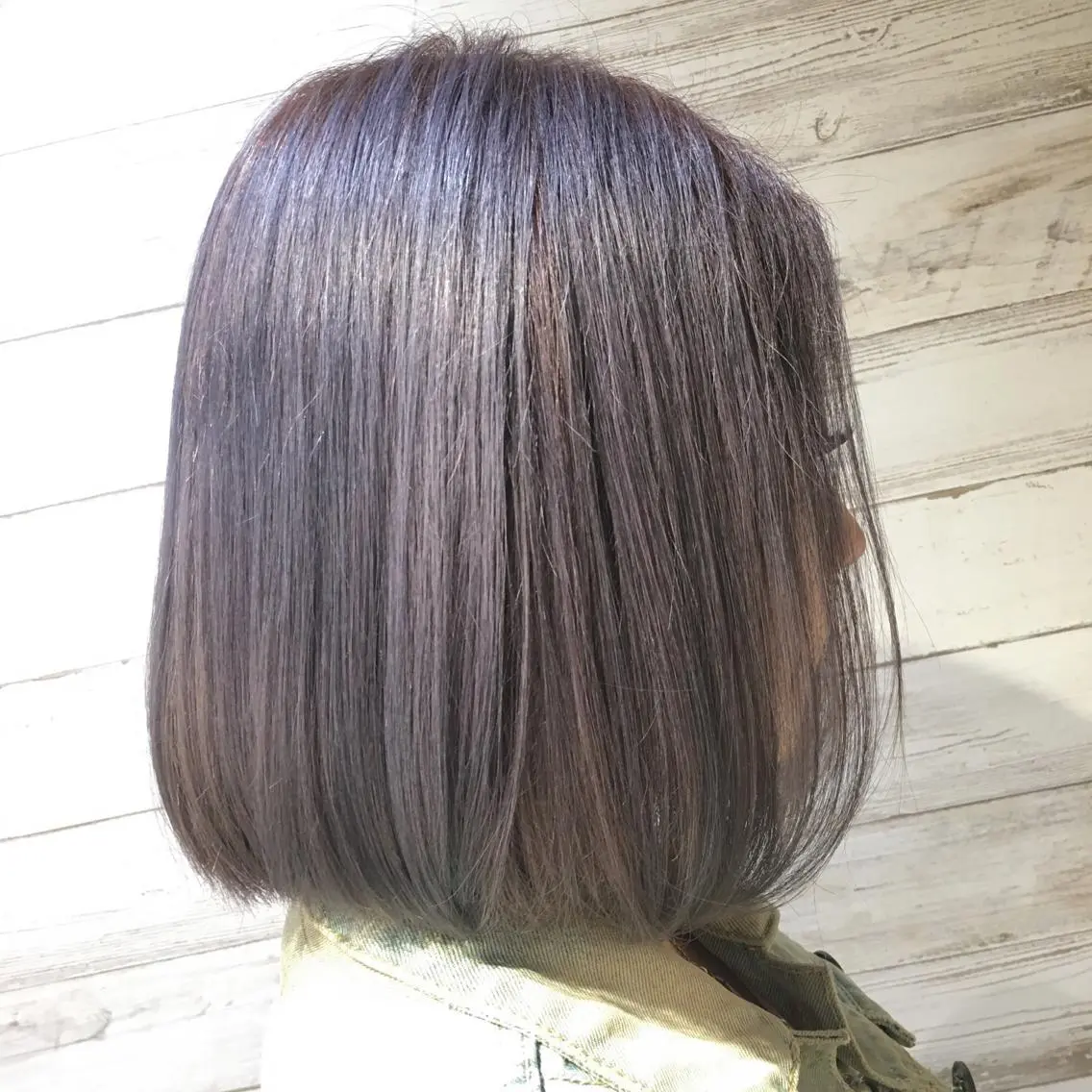 ショート カラー ブリーチ イルミナカラー シルバー バイオレットカラー トリートメント 松田 和樹のヘアスタイル