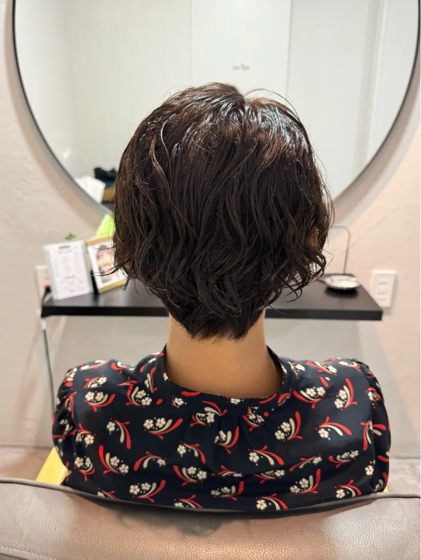 ショート くせ毛 ショートヘア カット Aioon 原 美莉雅のヘアスタイル