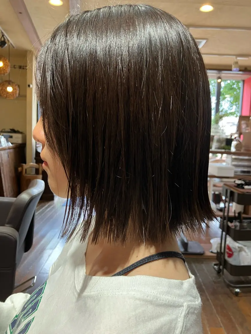 ショート ボブ 外ハネヘア 渡辺 浩二のヘアスタイル
