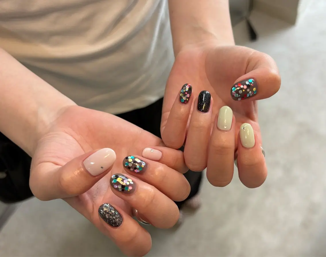 ネイル ハンドネイル Mai :矢場町 ニュアンス🌿アートのネイルデザイン