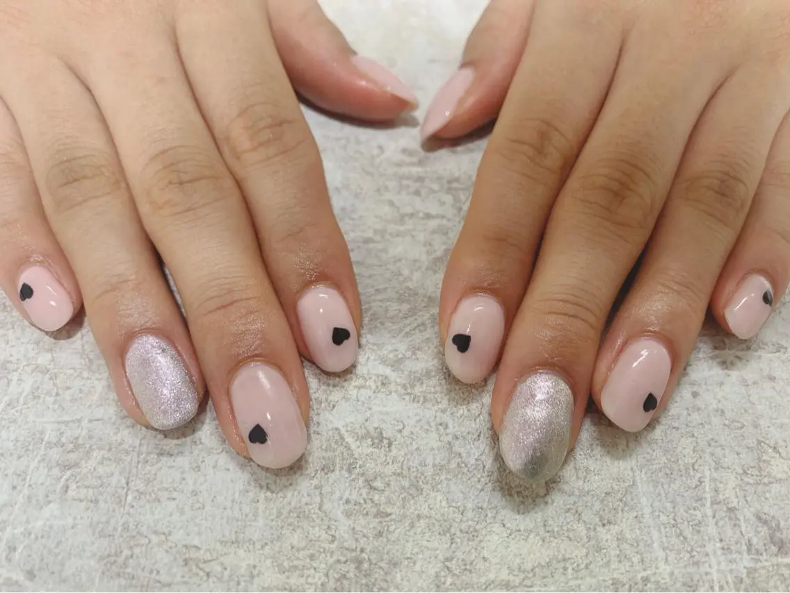 ネイル ハンドネイル mogunail &blowのネイルデザイン