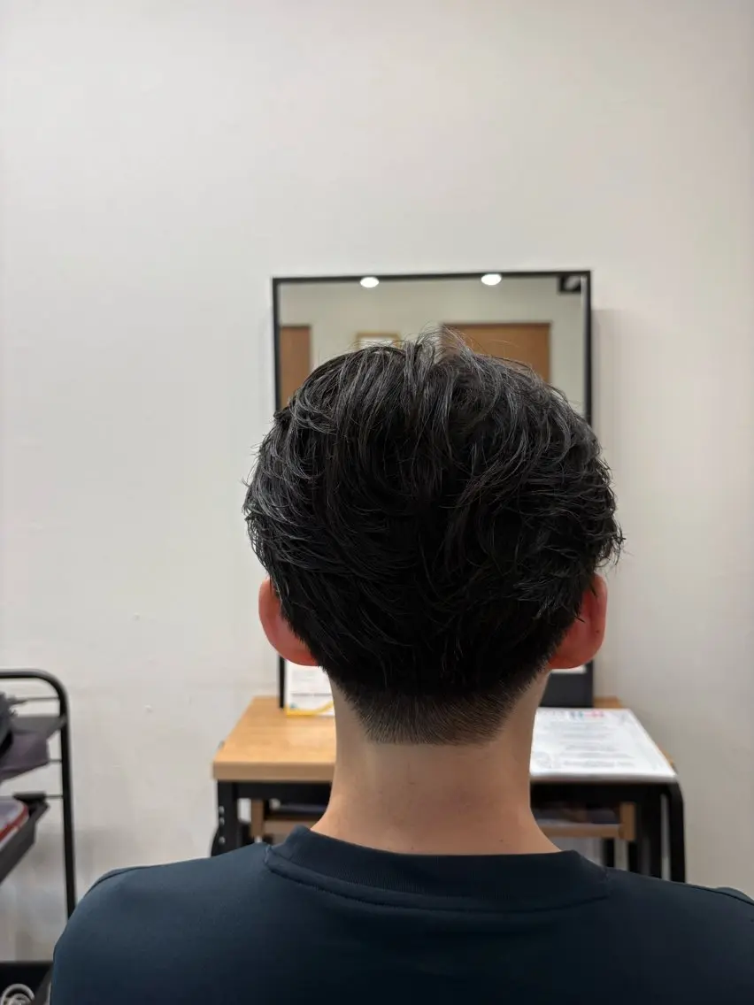 パーマ メンズ フェザーパーマ メンズパーマ 下北沢メンズパーマ 特化園田　楓莉のヘアスタイル