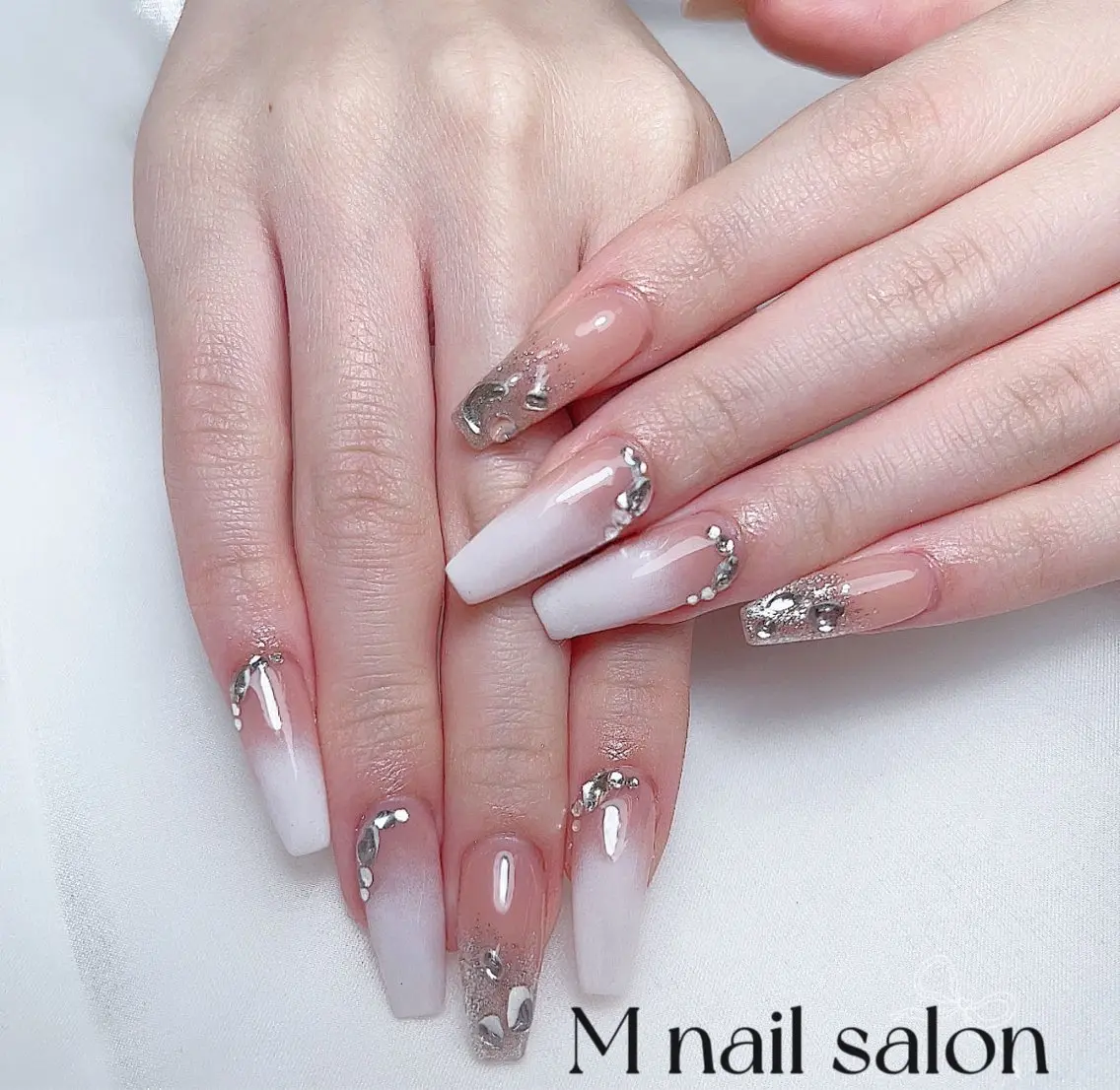 ネイル ハンドネイル M🌷nail 長さだし専門店のネイルデザイン