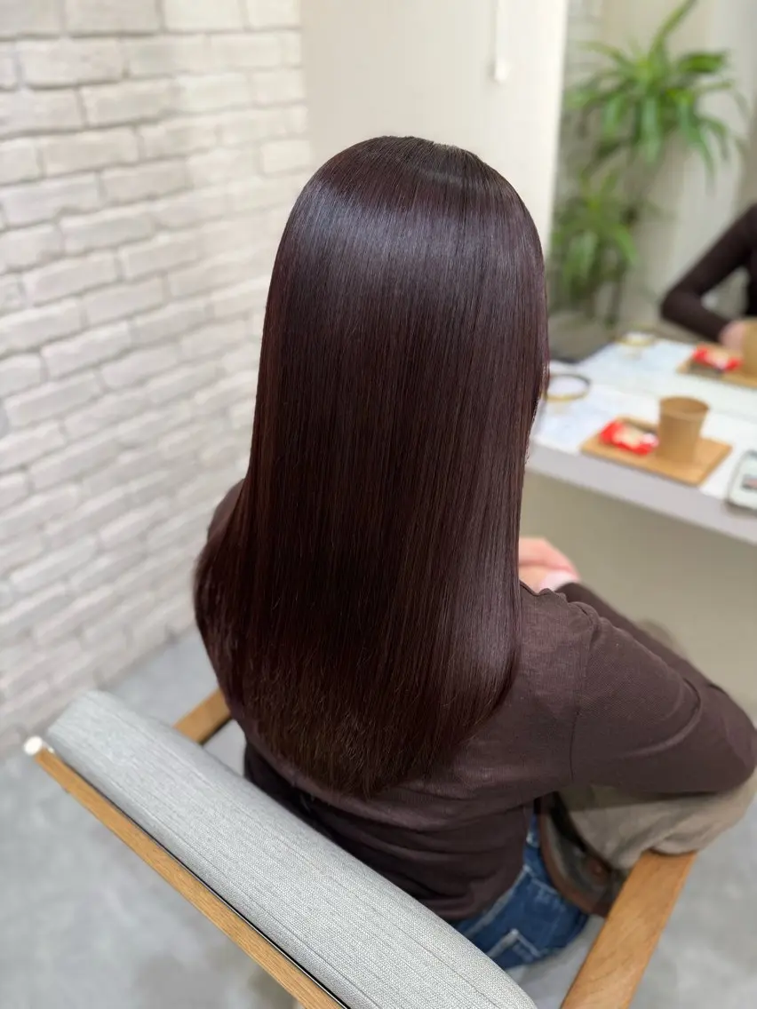 セミロング カラー ヘアカラー トリートメント 髪質改善&艶感カラー 🪄岡井美結のヘアスタイル