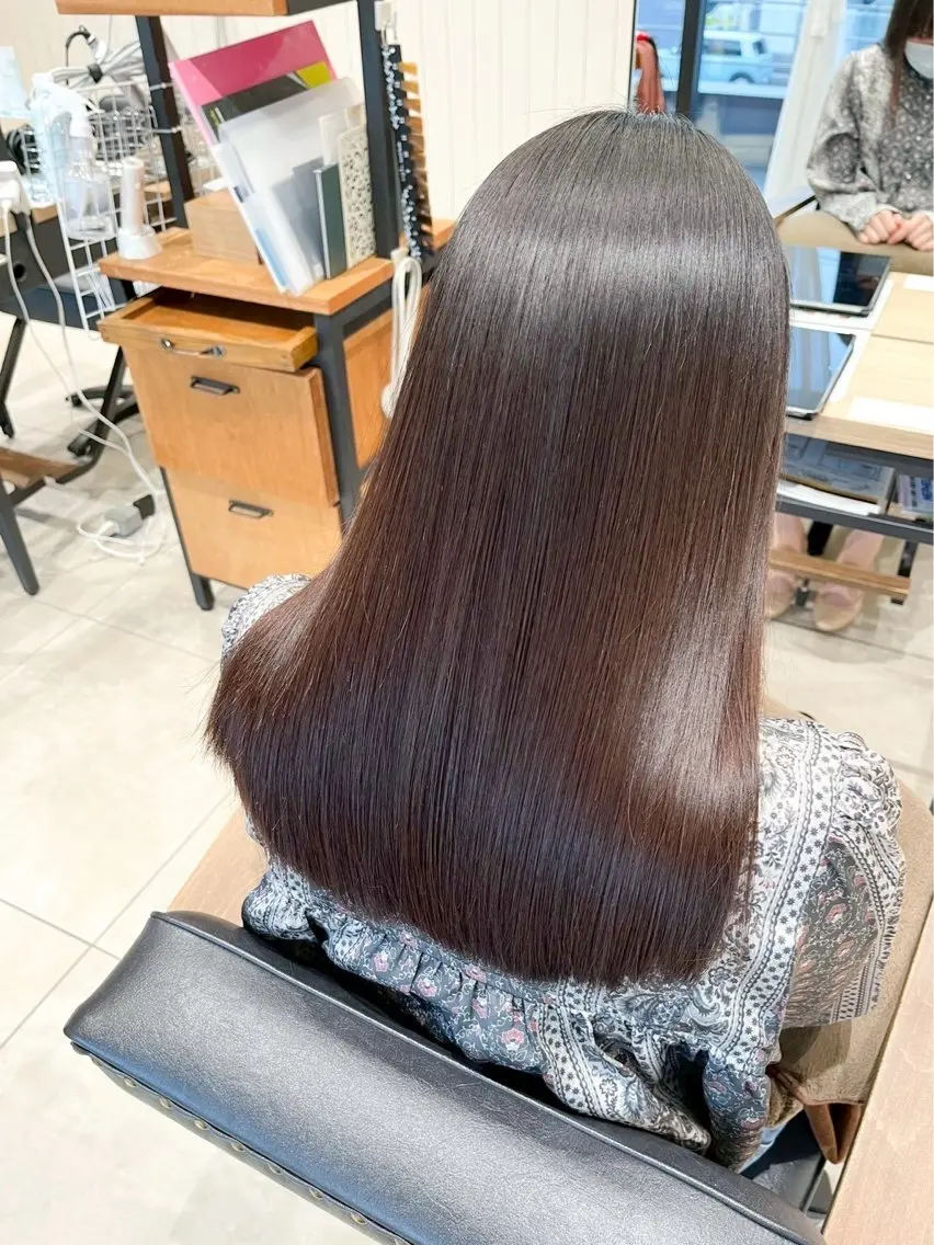 ロング カラー ストレート⭐️ 髪質改善カラー⭐️のヘアスタイル
