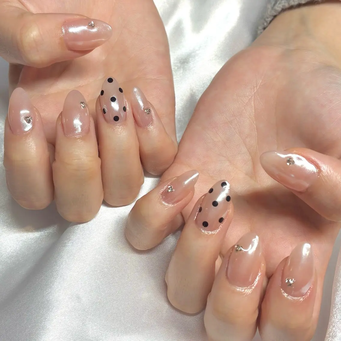 ネイル オーロラネイル ホログラムネイル ハンドネイル Nail ヌシん家 AKANEのネイルデザイン