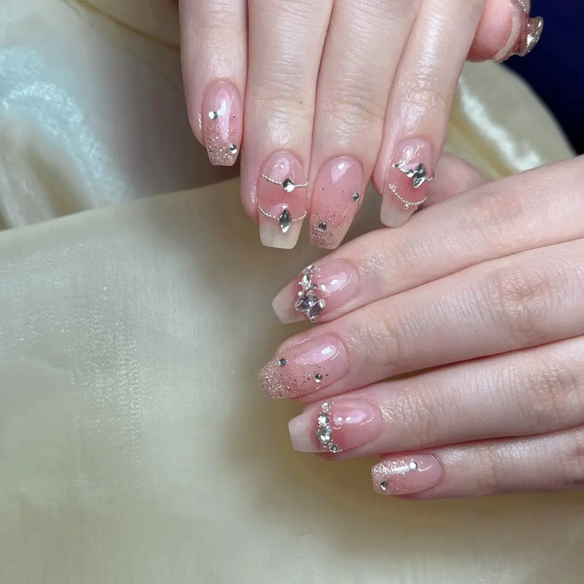 ネイル Glow Nail スカルプ専門店のネイルデザイン
