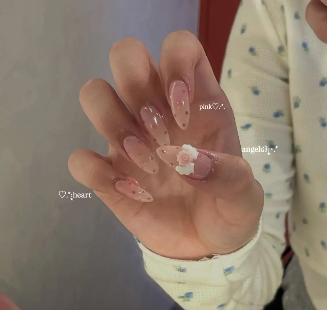 ネイル アートネイル 長さ出し ガーリー ハート ピンク ハンドネイル BERA NAILSのネイルデザイン
