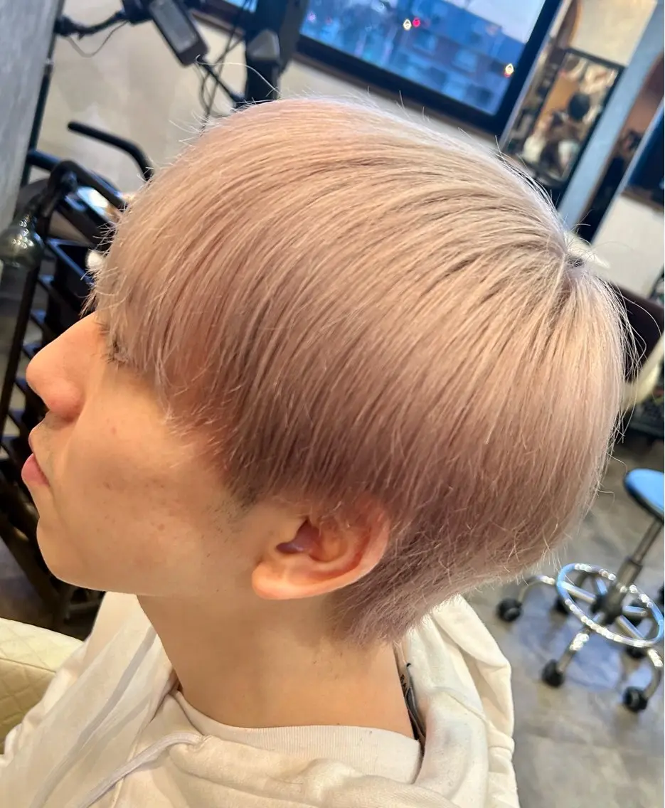 カラー メンズ ヘアカラー stylist 静音「LEON」のヘアスタイル