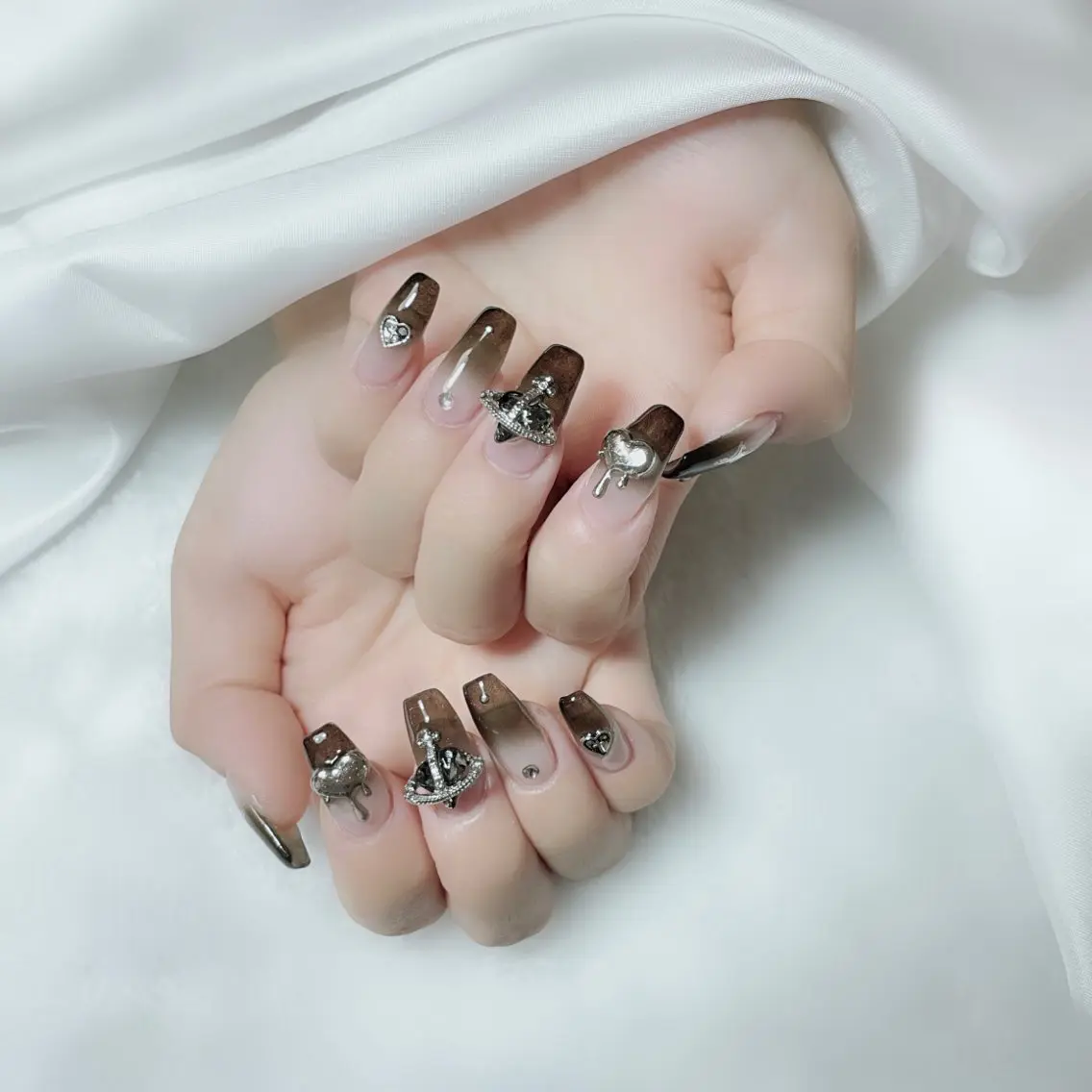 ネイル Amina nail salonのネイルデザイン
