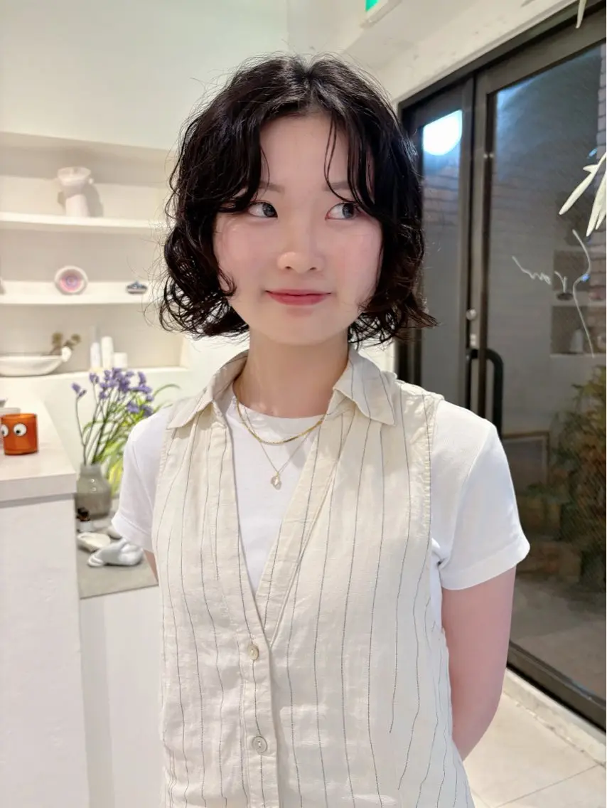 似合わせカット＋前髪パーマの写真