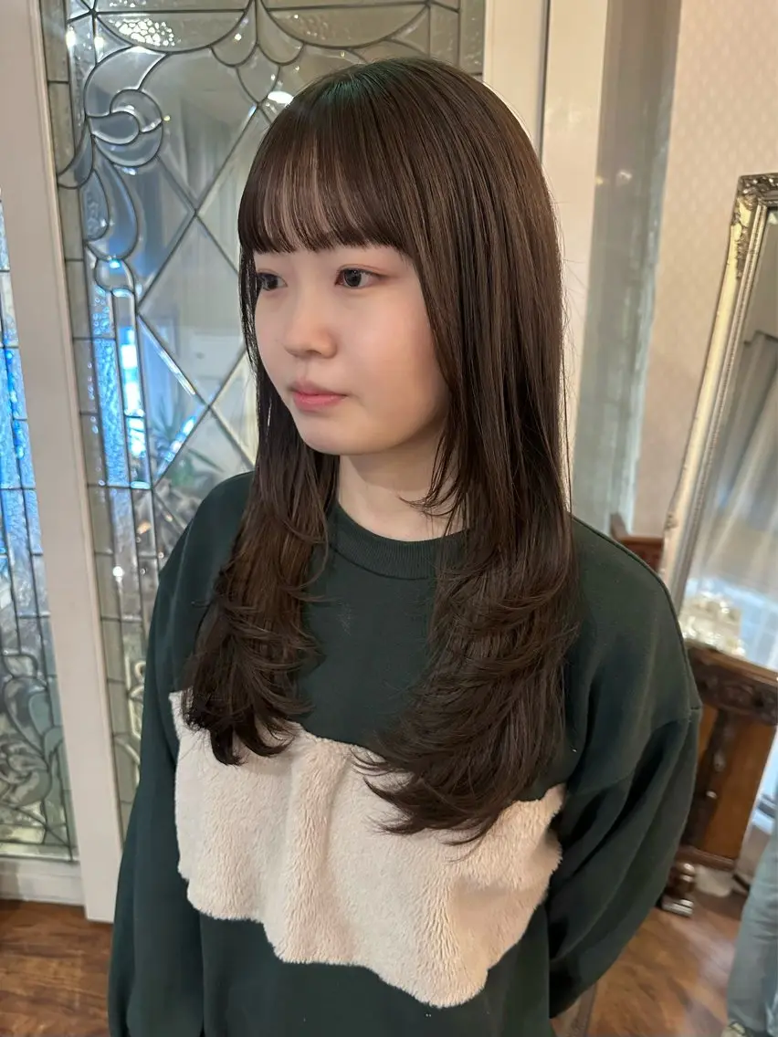 ロング カラー ブラウンカラー チョコレートブラウン レイヤーカット ロング カット ヘアカラー 四日市/レイヤー /似合わせカットのヘアスタイル