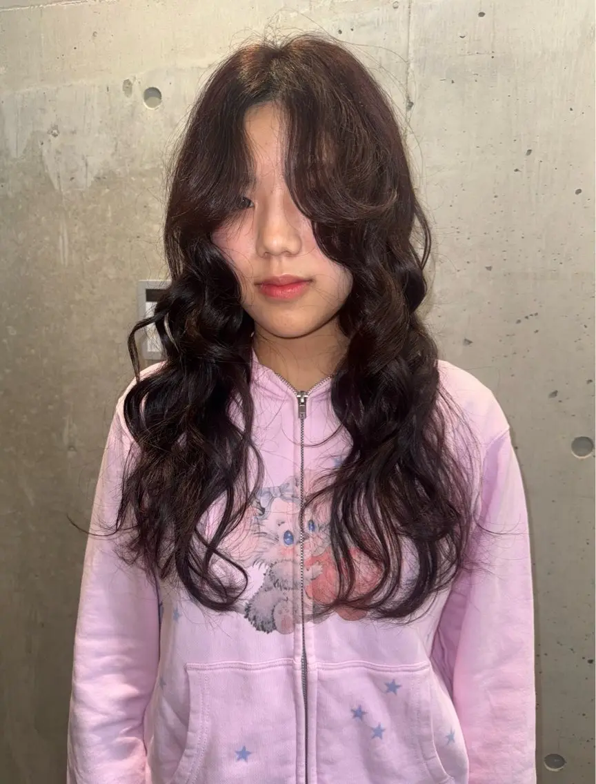 ロング ヘアカラー トリートメント KAAI ㅤのヘアスタイル