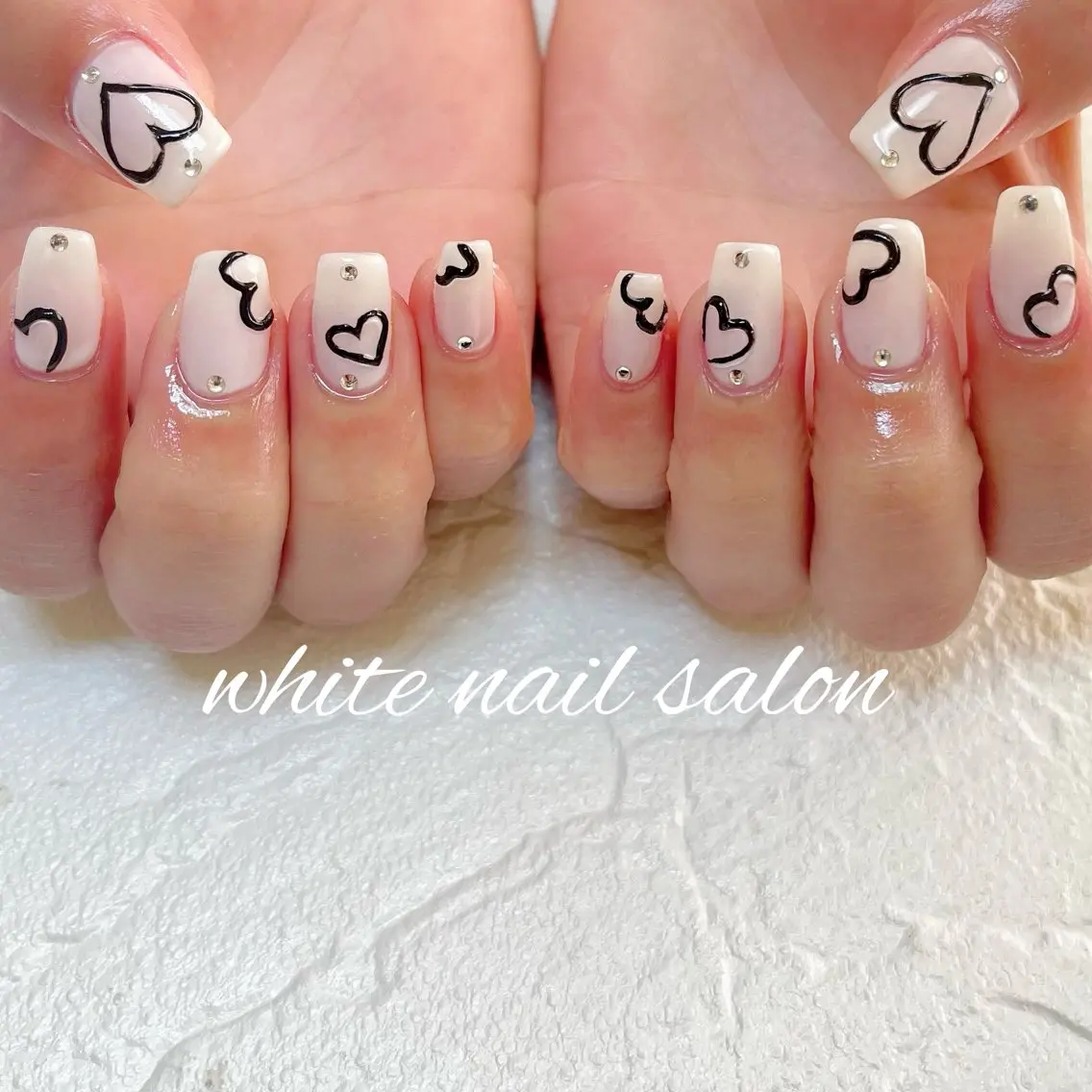 ネイル 持ち込み ハンドネイル white nail salonのネイルデザイン