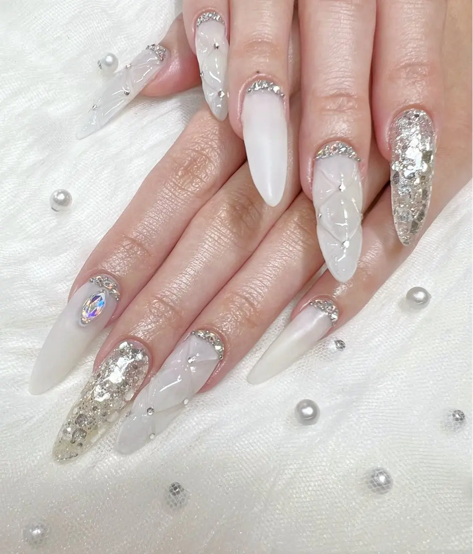 ネイル ハンドネイル glow_ nailのネイルデザイン