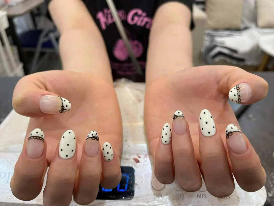 カラー ハンドネイル RUBY NAIL SPAのネイルデザイン