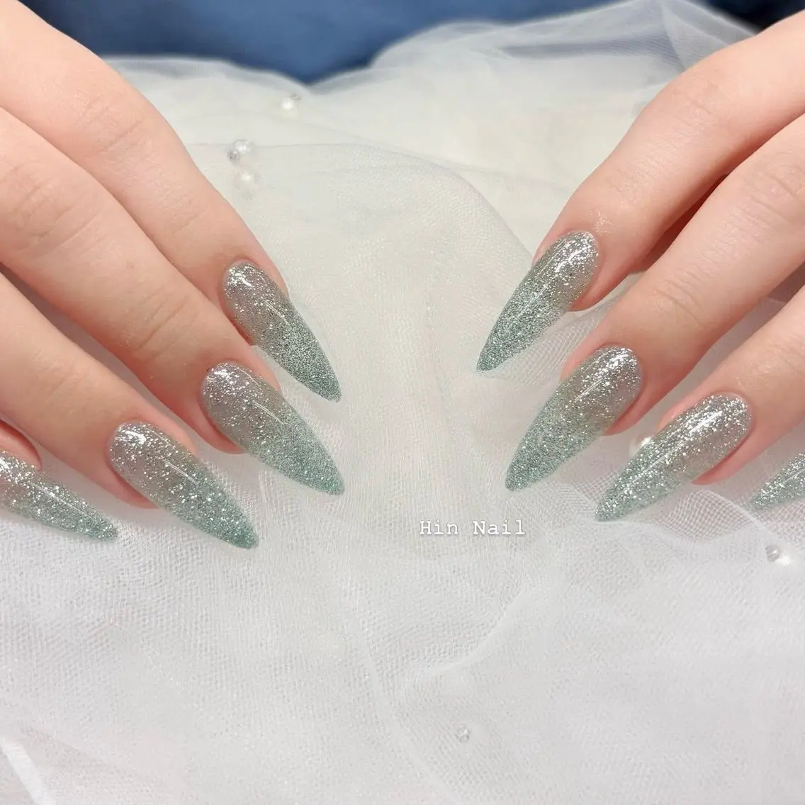 ネイル チークネイル ドット フットネイル フレンチネイル グラデーション ハンドネイル HIN NAILのネイルデザイン