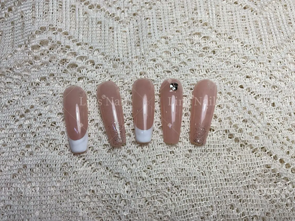 パーマ ハンドネイル Lins Nailのネイルデザイン