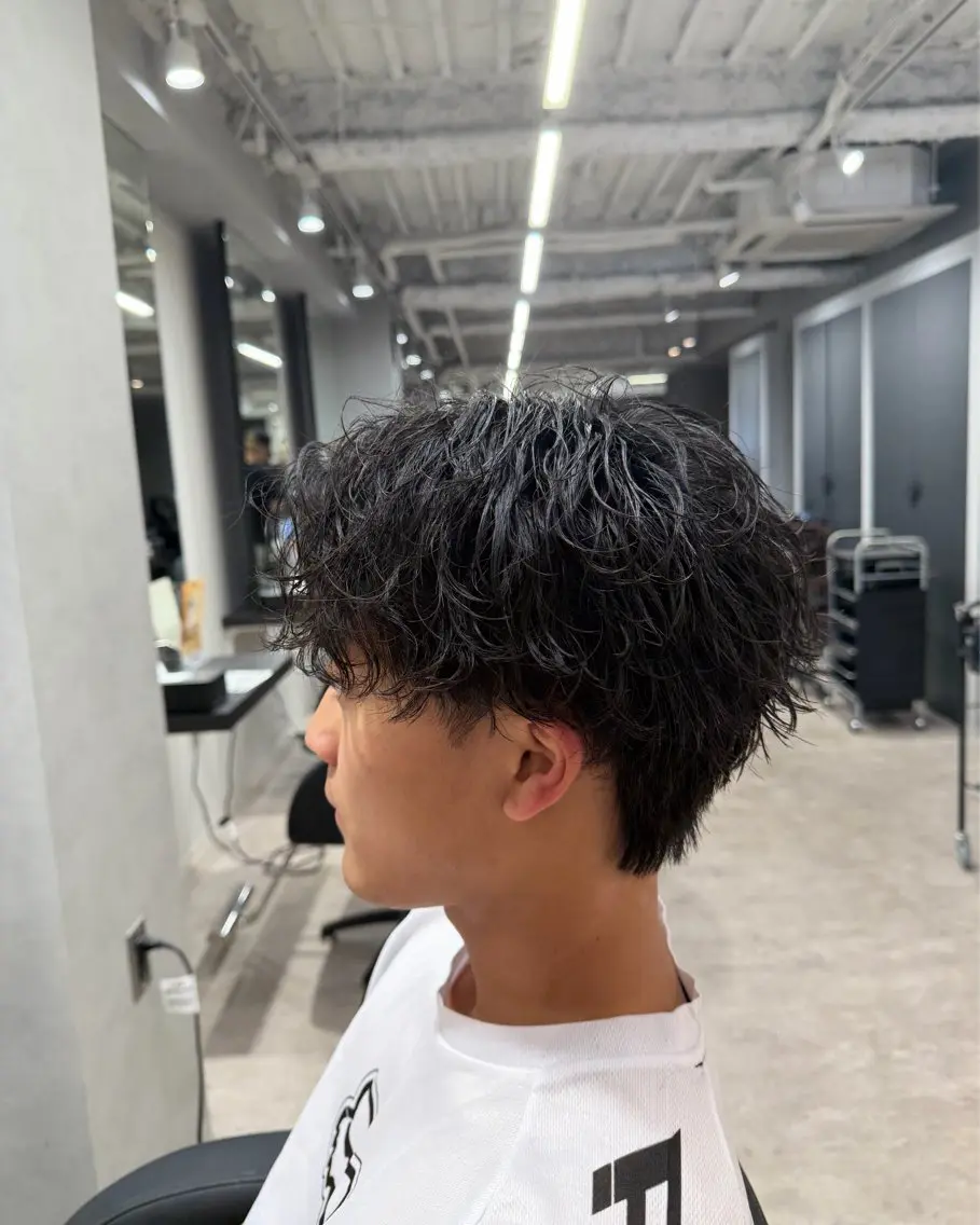 ショート パーマ メンズ特化／短髪 石飛皓平のヘアスタイル