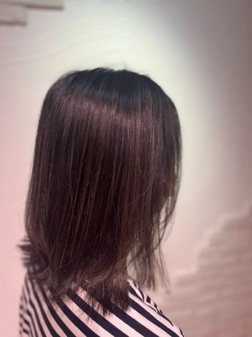 カラー アッシュ ベージュカラー ハイライトカラー 渋田 唯のヘアスタイル