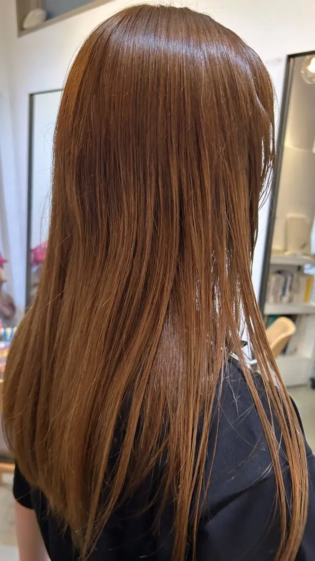 ロング ヘアカラー アワタケ リンのヘアスタイル