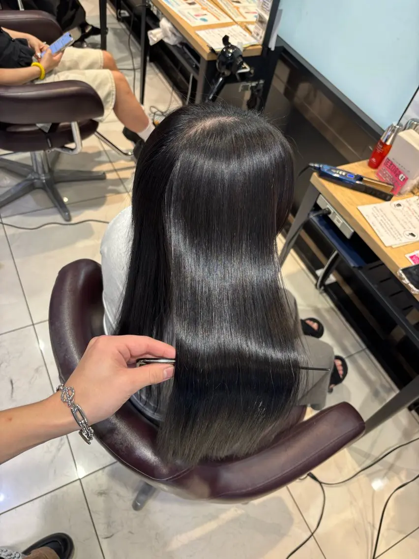 ロング カラー 縮毛矯正 トリートメント 🩵レイヤー✖︎ 髪質改善🩵リョウヤのヘアスタイル